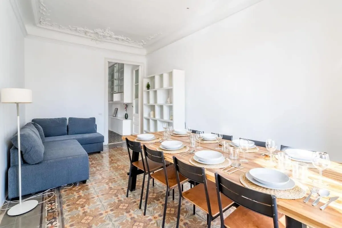 巴塞罗那Gran Via Historic Catalan 4Bd Only For Families Or Business Groups公寓 0*, 巴塞罗那