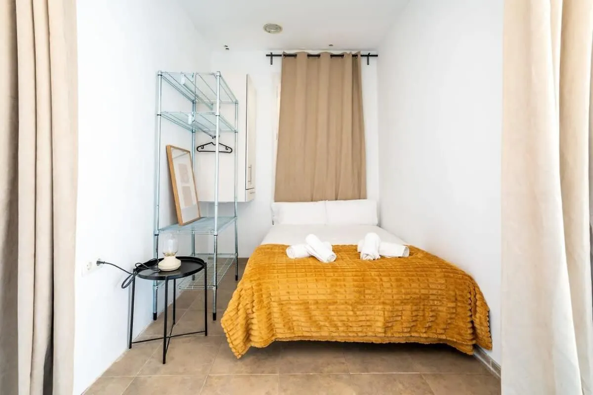 Gran Via Historic Catalan 4Bd Only For Families Or Business Groups Lägenhet Barcelona